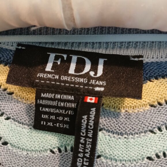 Long sleeve button up cardigan - Picture 2 of 6